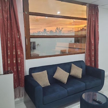 Oasis Homestay Kochi エクステリア 写真